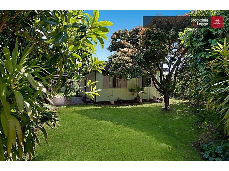 32 Elgan Avenue, Rye VIC 3941