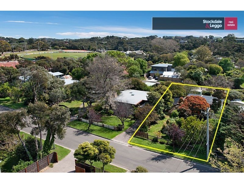 32 Elgan Avenue, Rye VIC 3941