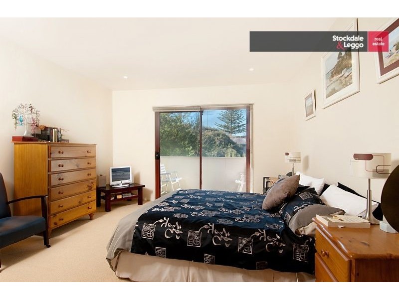 4 Tyrone Avenue, Rye VIC 3941