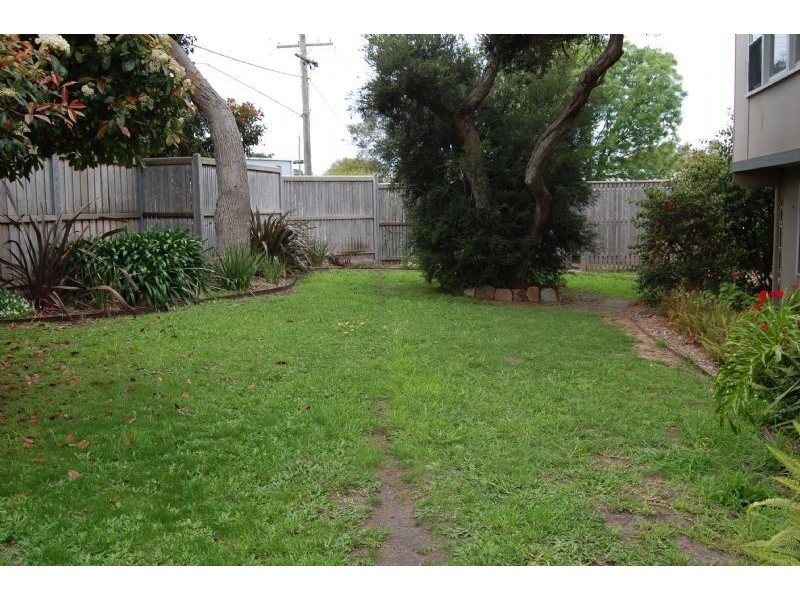 24 Weeroona Street, Rye VIC 3941