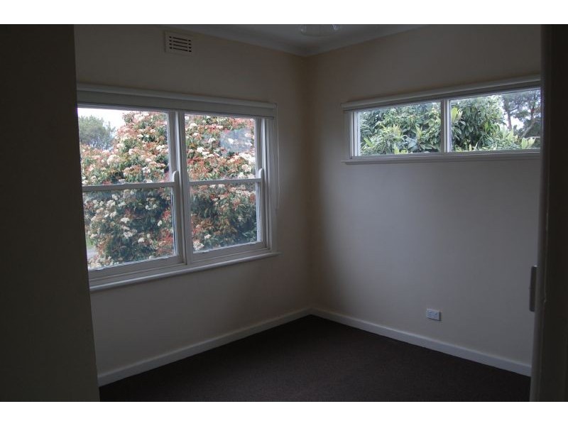 24 Weeroona Street, Rye VIC 3941