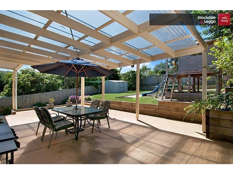 18 Iluka Road, Rye VIC 3941