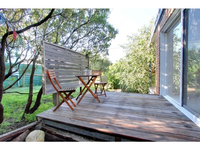 30 Bienias Crescent, Tootgarook VIC 3941