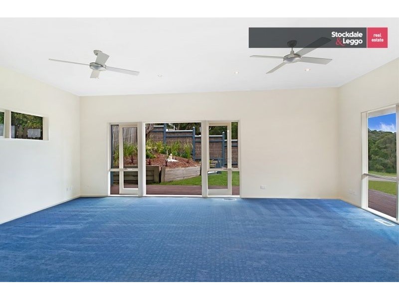 16 Peter Street, Rye VIC 3941