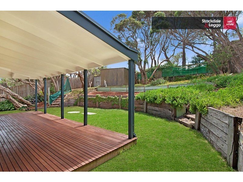 16 Peter Street, Rye VIC 3941