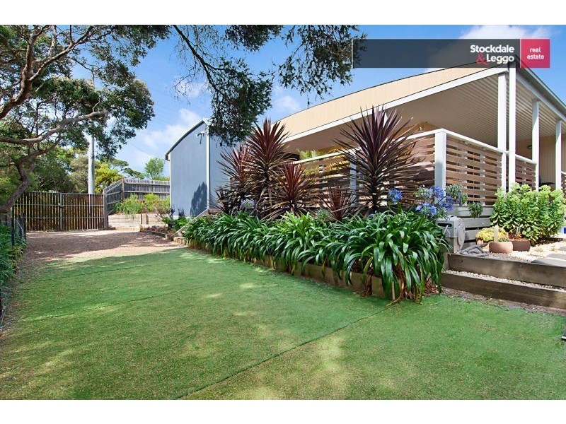 15 Betty Street, Rye VIC 3941