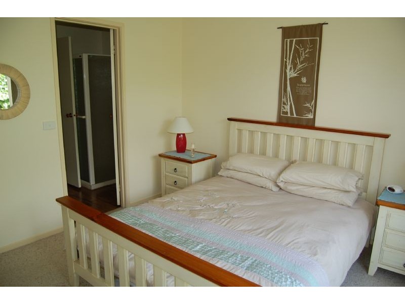 7 The Helm, Rosebud West VIC 3940