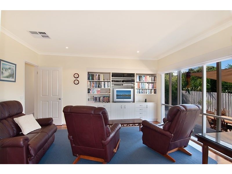 4 Bernard Road, Rye VIC 3941