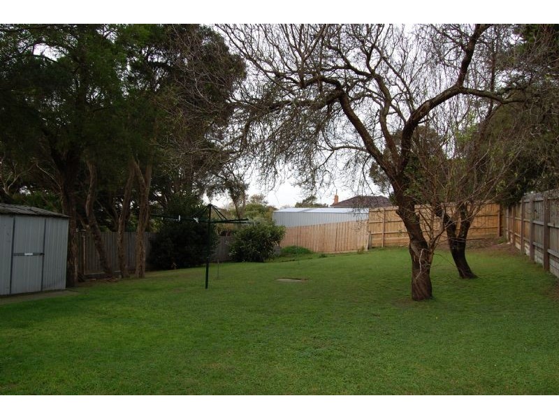 8 Yootha Court, Rye VIC 3941