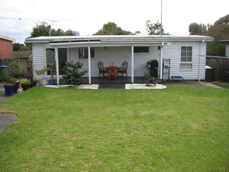 57 Tarwarri Avenue, Rosebud West VIC 3940