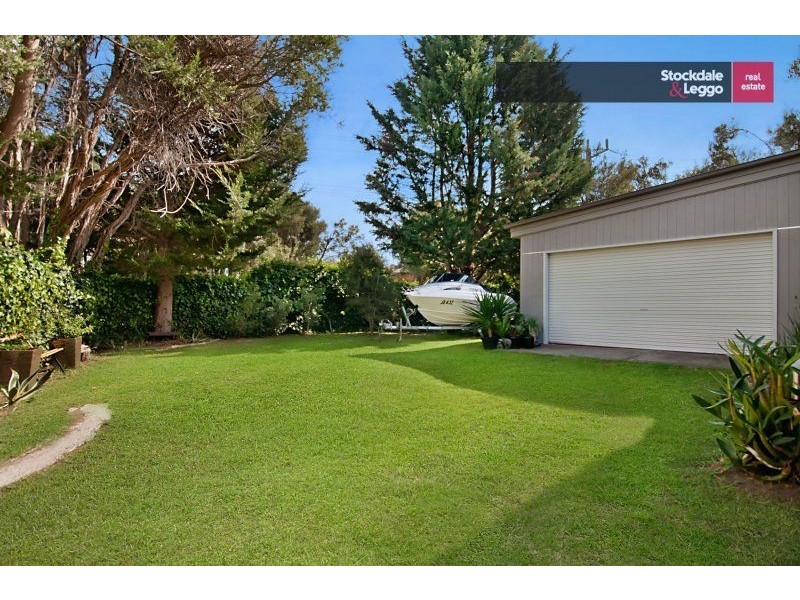 125 Weeroona Street, Rye VIC 3941