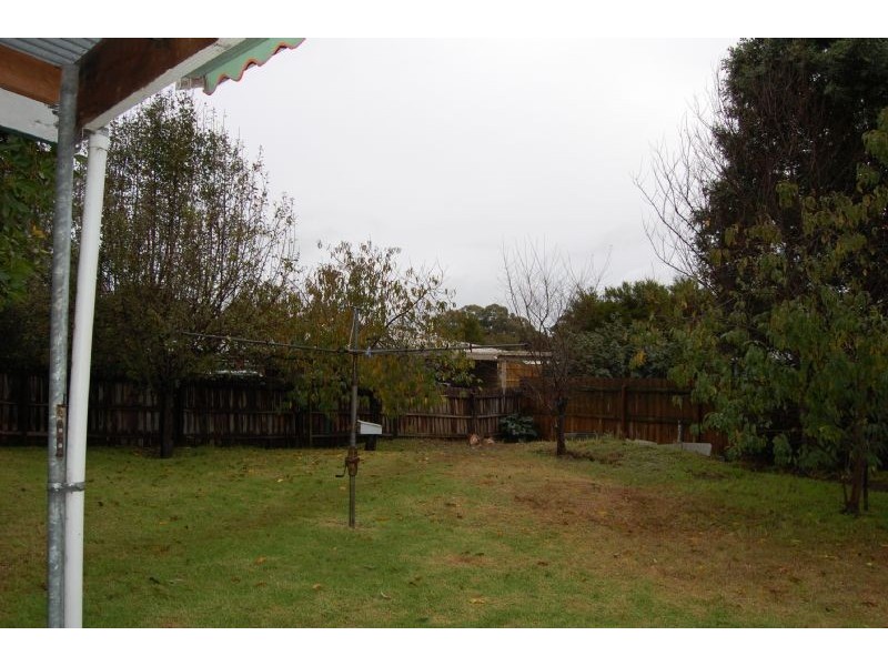 30 Mawarra Avenue, Rosebud West VIC 3940