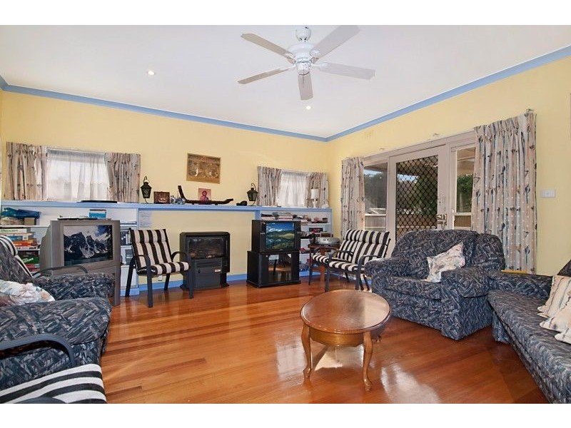 10 Loatta Street, Rye VIC 3941