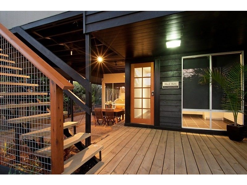 1 Tanderra Street, Rye VIC 3941