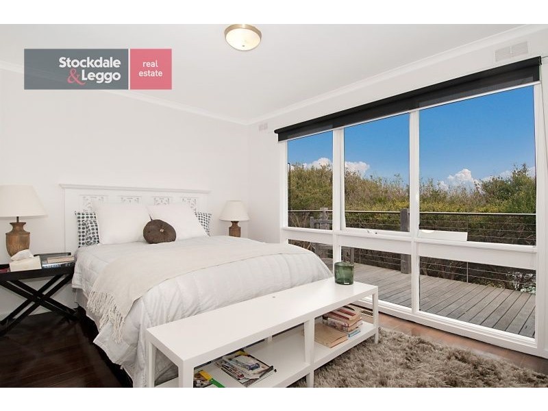 16 Tanderra Street, Rye VIC 3941