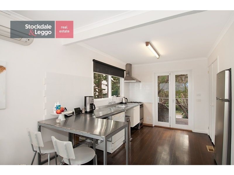 16 Tanderra Street, Rye VIC 3941