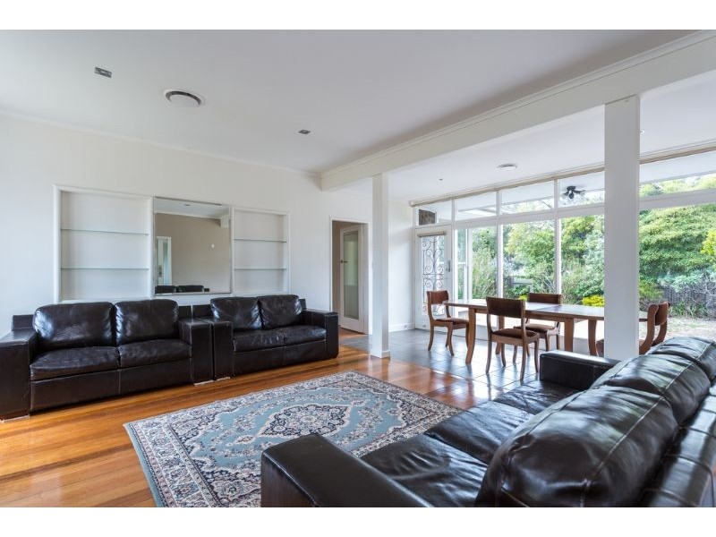 42 Government Road, Rye VIC 3941