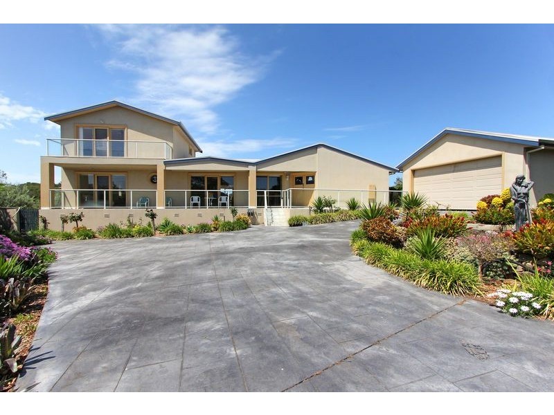 2 Rolls Court, Rye VIC 3941