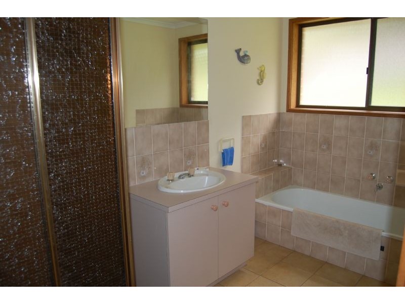 2 Sandra Court, Rye VIC 3941