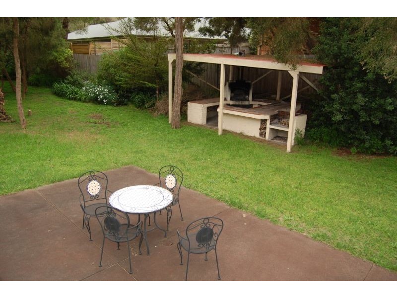 2 Sandra Court, Rye VIC 3941