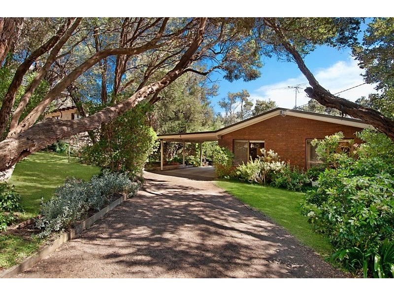 4 Duntroon Avenue, Rye VIC 3941