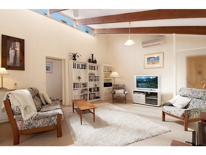 4 Duntroon Avenue, Rye VIC 3941