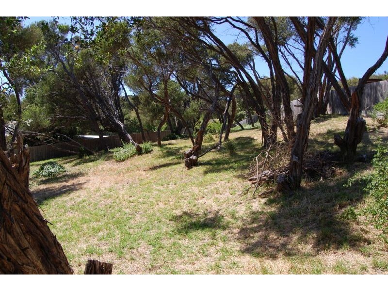 8 Ora Court, Rye VIC 3941