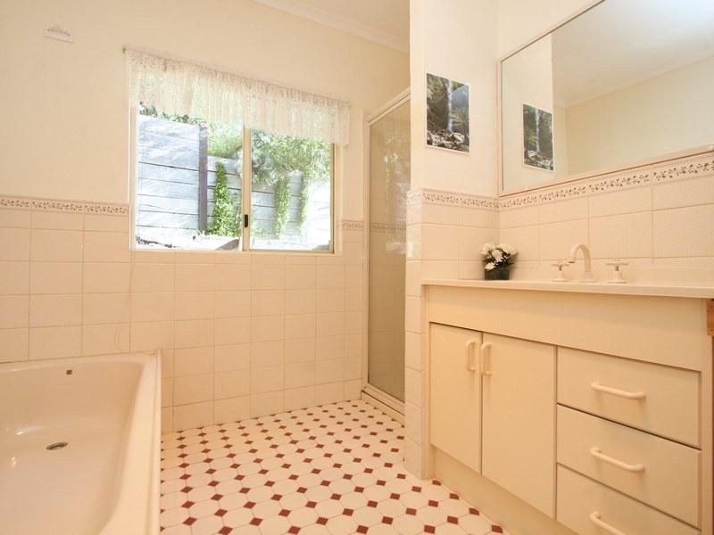 8 Liesma Street, Rye VIC 3941