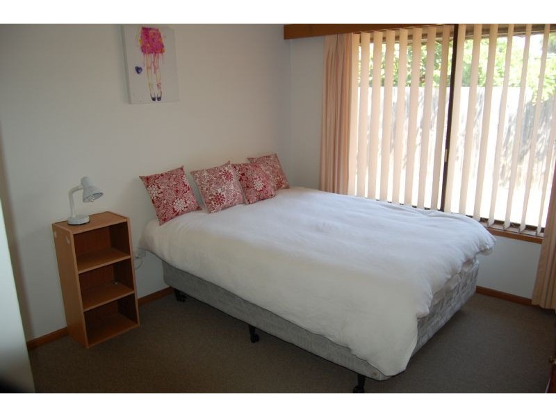 9 Meadow Avenue, Rye VIC 3941