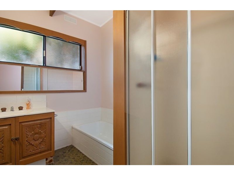 9 Meadow Avenue, Rye VIC 3941