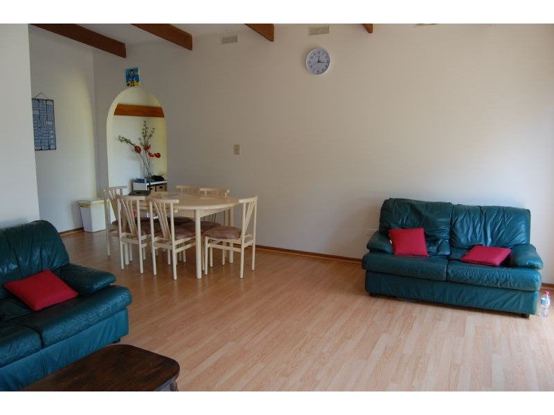 9 Meadow Avenue, Rye VIC 3941