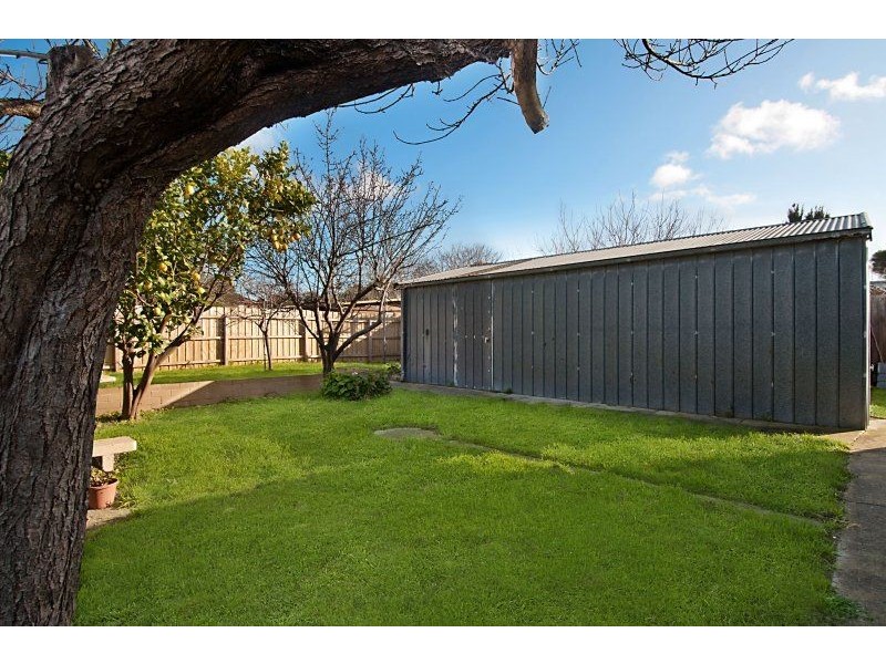 9 Meadow Avenue, Rye VIC 3941