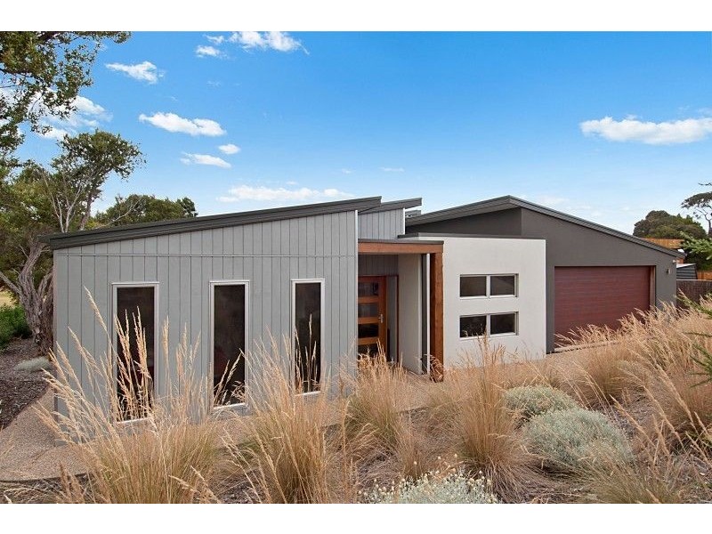 33 Muirfield Lane, Rye VIC 3941