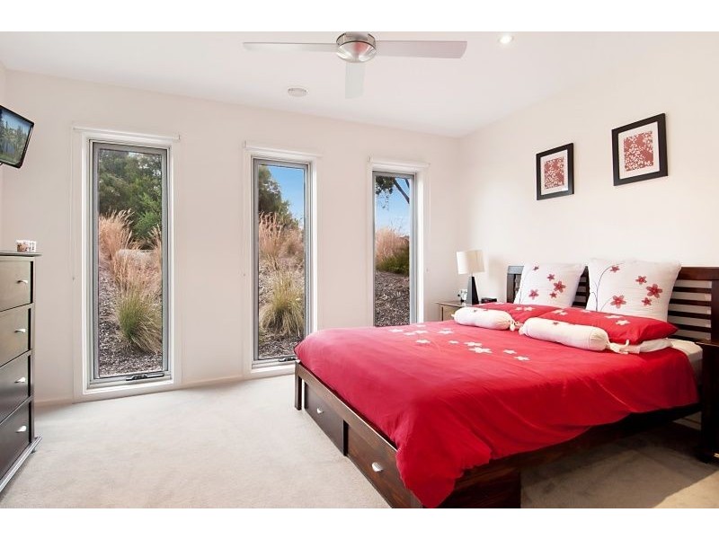 33 Muirfield Lane, Rye VIC 3941