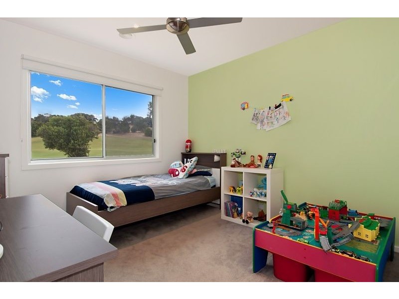 33 Muirfield Lane, Rye VIC 3941