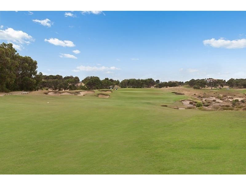 33 Muirfield Lane, Rye VIC 3941