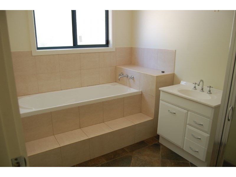 1 Wargundy Avenue, Rye VIC 3941