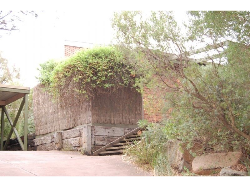 4 Monomeith Street, Rye VIC 3941