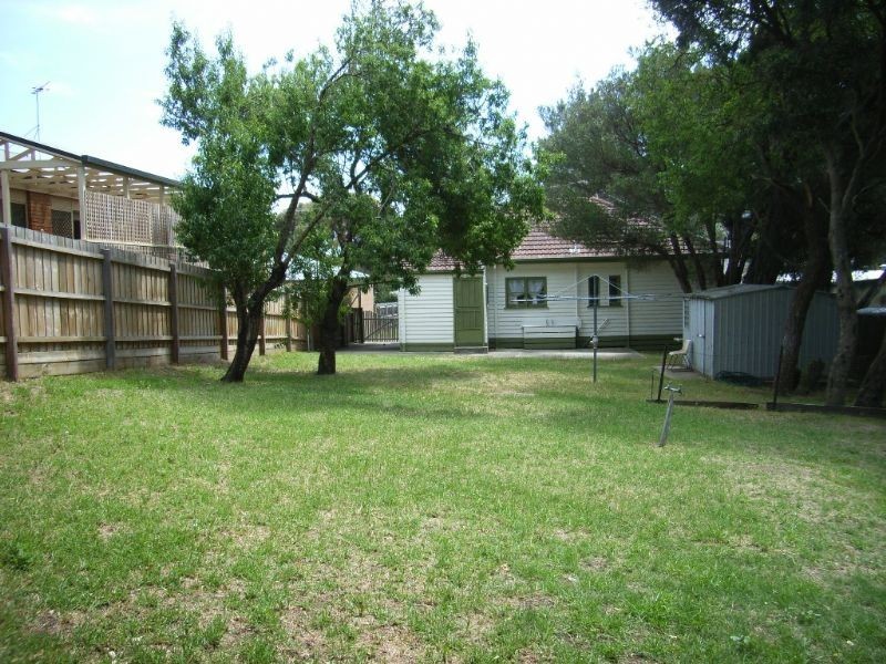 8 Yootha Court, Rye VIC 3941