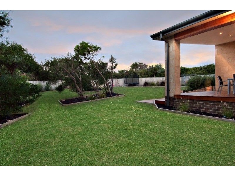 4 Myra Court, Rye VIC 3941