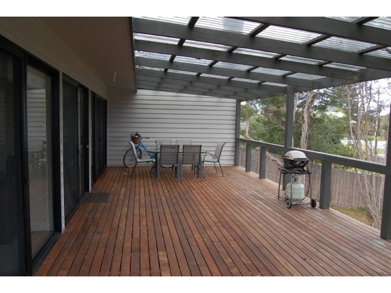 28 Bachli Street, Rye VIC 3941