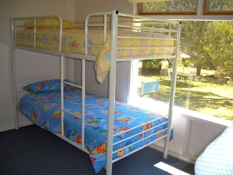 18 Heather Avenue, Sorrento VIC 3943