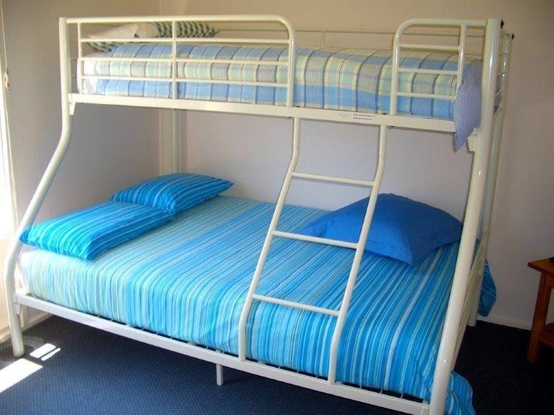 18 Heather Avenue, Sorrento VIC 3943