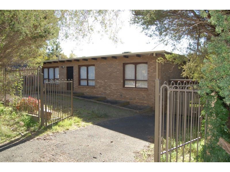 6 Duntroon Avenue, Rye VIC 3941