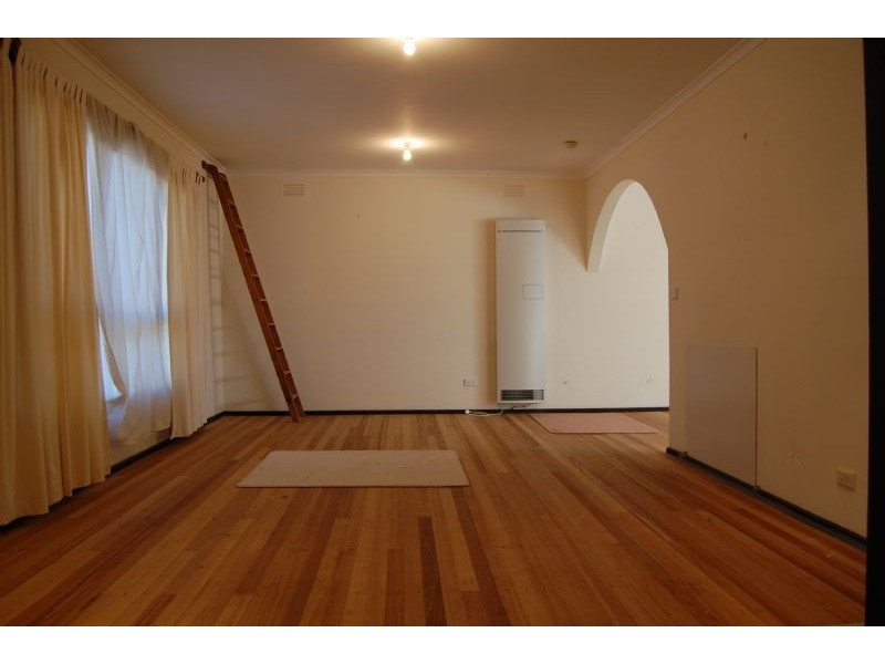 6 Duntroon Avenue, Rye VIC 3941