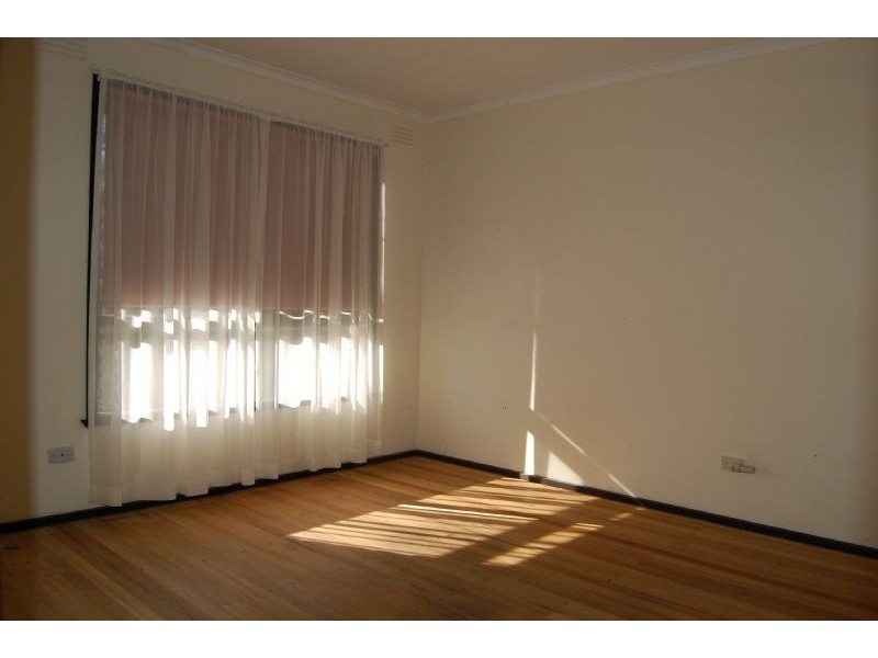 6 Duntroon Avenue, Rye VIC 3941