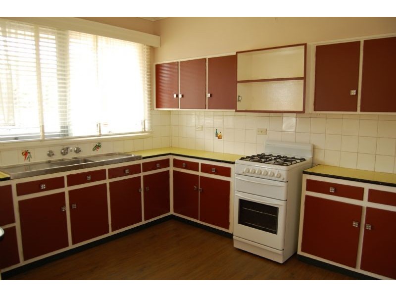 16 Dundas Street, Rye VIC 3941