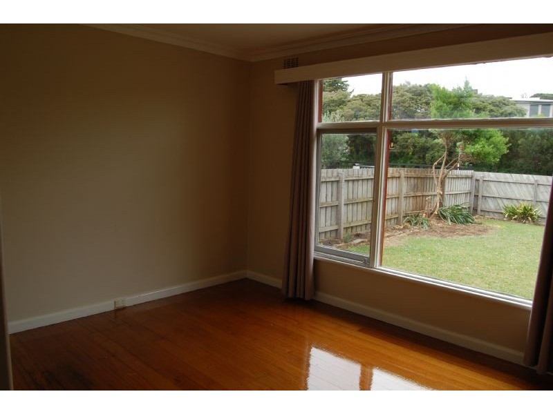 16 Dundas Street, Rye VIC 3941