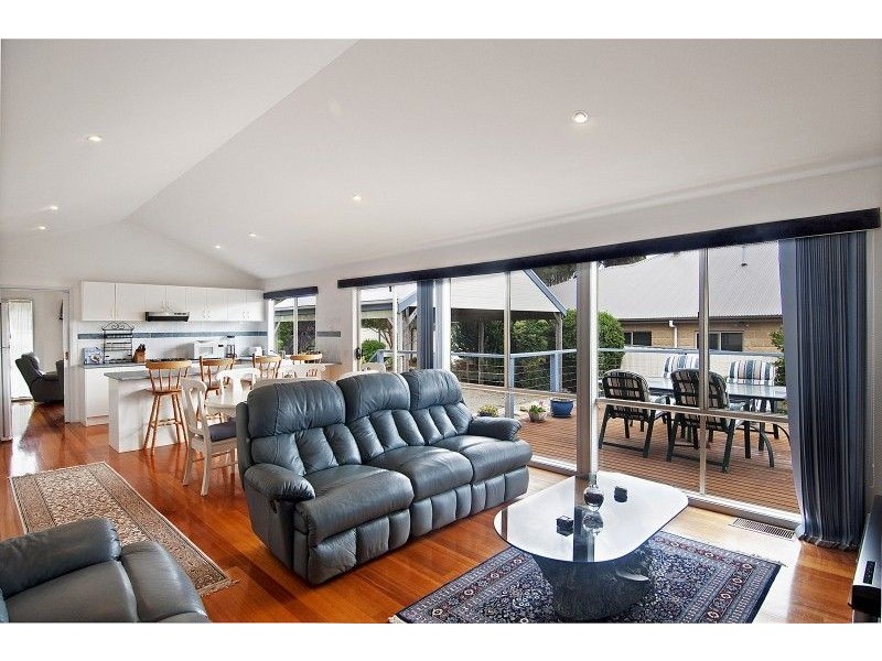 36 Marcia Avenue, Rye VIC 3941