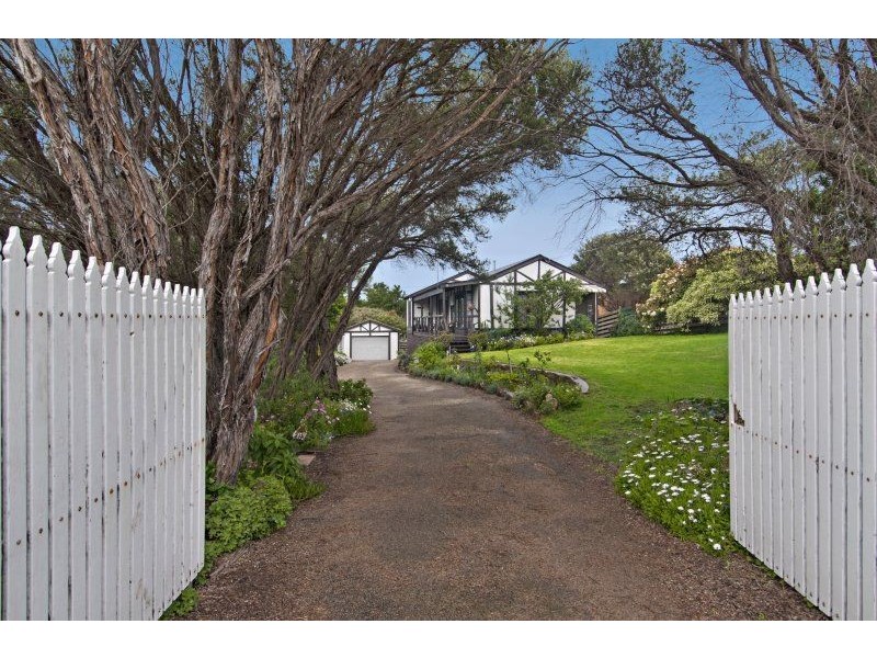 58 Tiberius Road, St Andrews Beach VIC 3941